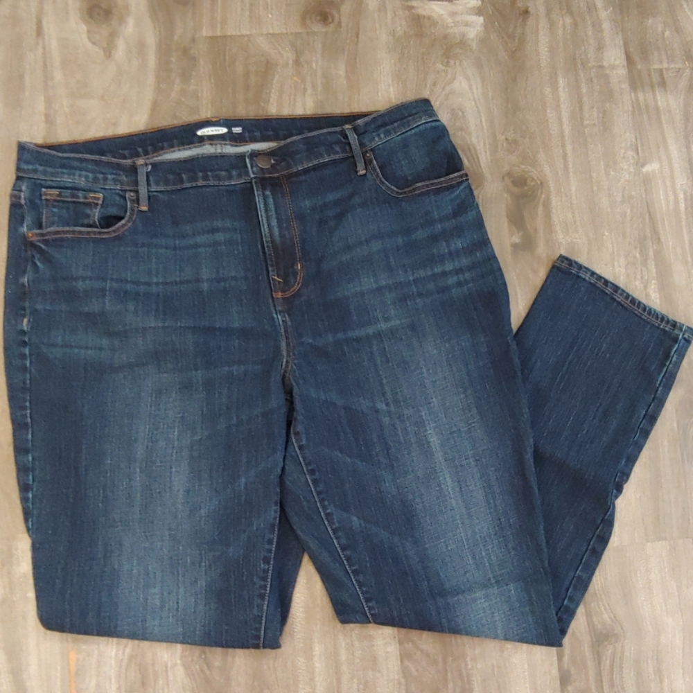 Old Navy Curvy Straight Leg Dark Wash Jeans